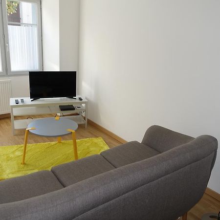 Le 4 Saint-Junien Exterior photo